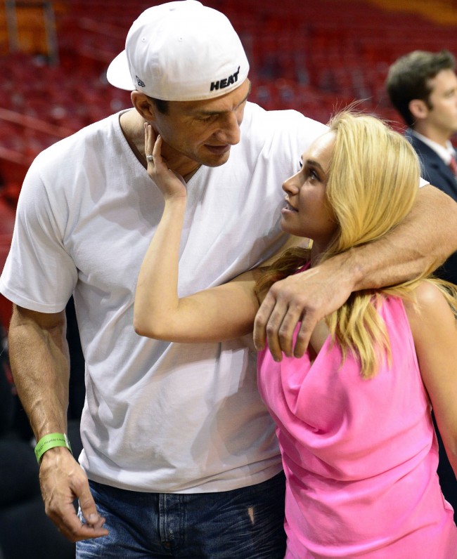 Hayden Panettier Wladimir Klitschko　ヘイデン・パネッティーア　ウラジミール・クリチコ