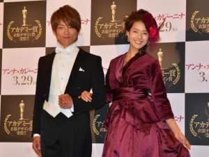 豪華衣装で登場した杉浦太陽とすみれ