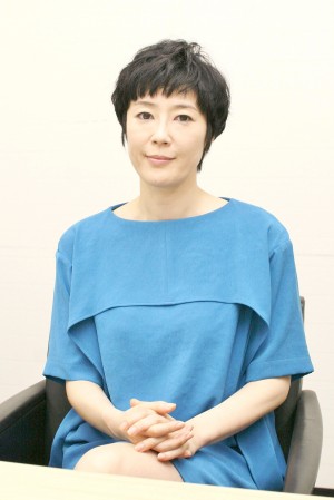 「ソドムの林檎～ロトを殺した娘たち」で“逆”整形した結婚詐欺師に挑んだ、寺島しのぶ