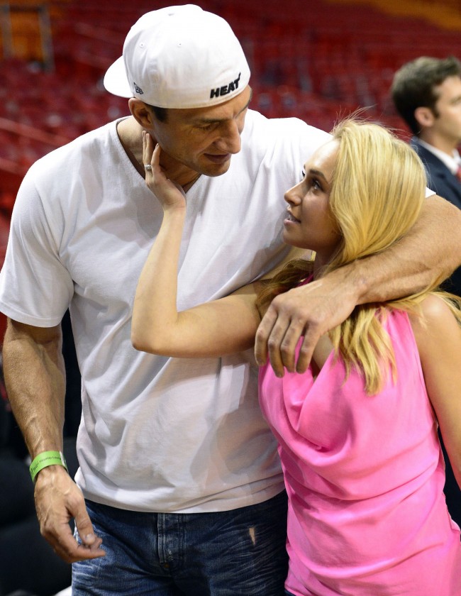 Hayden Panettier Wladimir Klitschko　ヘイデン・パネッティーア　ウラジミール・クリチコ
