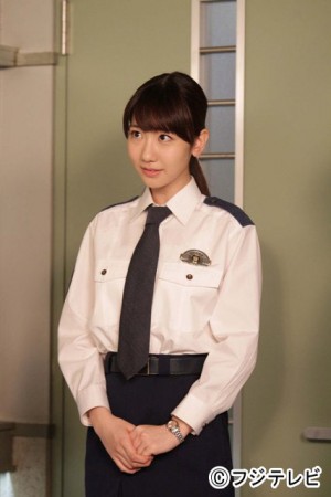 初の婦人警官役に挑戦する、柏木由紀