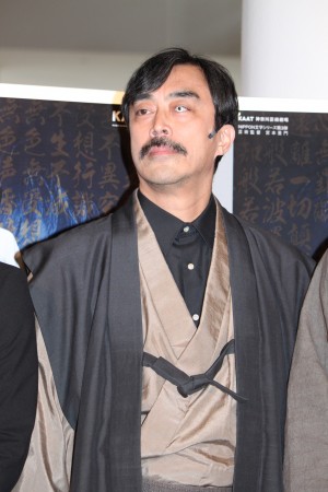 舞台『耳なし芳一』公開稽古前に囲み取材に応じてくれた、益岡徹