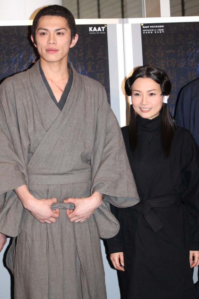 舞台版「耳なし芳一」囲み＆公開稽古20130411、山本裕典、安倍なつみ