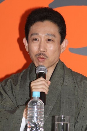 『小さいおうち』製作会見に登場した片岡孝太郎