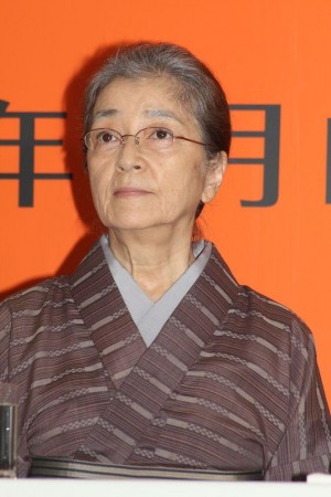 『小さいおうち』製作会見に登場した倍賞千恵子