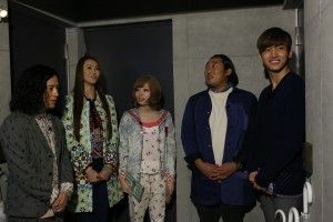 今夜16日23時放送の『キャサリン三世』のゲストは、ロバート秋山と東方神起チャンミン！