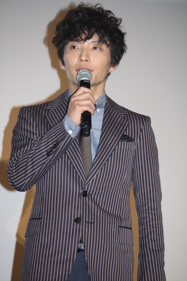 『聖☆おにいさん』完成披露試写会に登場した星野源