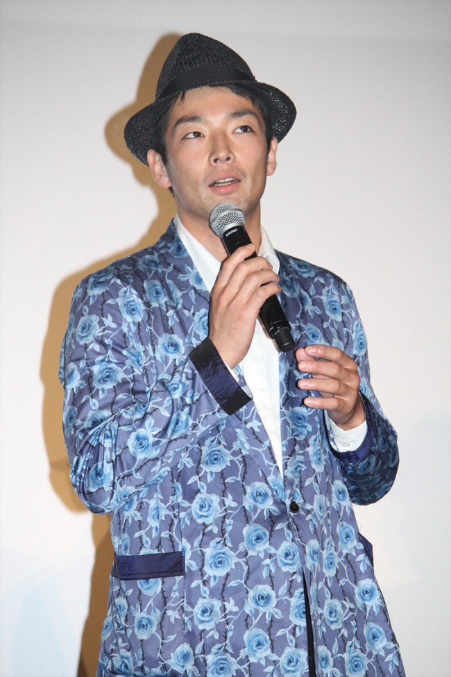 『聖☆おにいさん』完成披露試写会に登場した森山未來