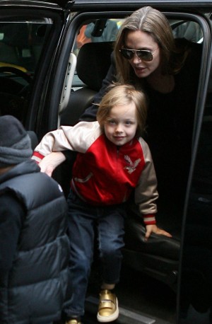 アンジェリーナ・ジョリー＆ノックス