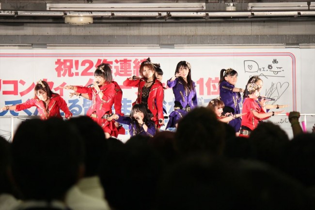 渋谷駅跡地でイベントを開催したモーニング娘。