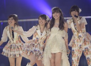 河西智美の卒業セレモニーが行われた5年半ぶりのAKB48単独公演
