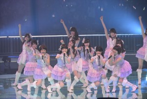 東京・日本武道館で行われた「AKB48グループ臨時総会～白黒つけようじゃないか!～」の最終日公演の模様
