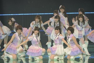 東京・日本武道館で行われた「AKB48グループ臨時総会～白黒つけようじゃないか!～」の最終日公演の模様