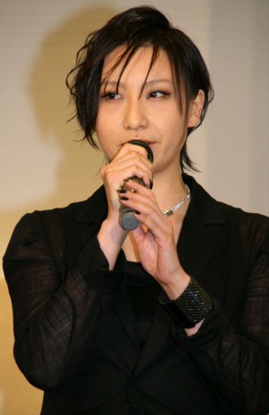 『唐版 滝の白糸』に出演する大空祐飛