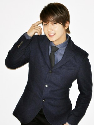 除隊後、復帰作第一弾『アラン使道伝 ‐アランサトデン‐』主演のイ・ジュンギ