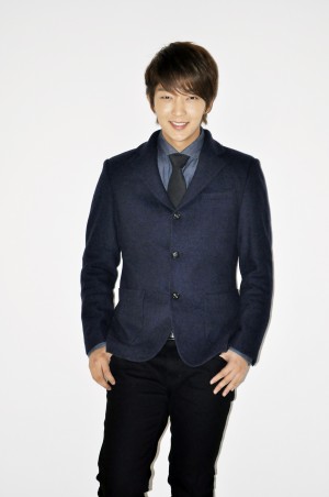 除隊後、復帰作第一弾『アラン使道伝 ‐アランサトデン‐』主演のイ・ジュンギ