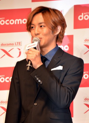 NTTドコモ新商品発表会に出席した松坂桃李