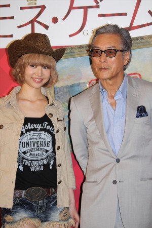 『モネ・ゲーム』公開直前イベントに登場した岩城滉一、水沢アリー