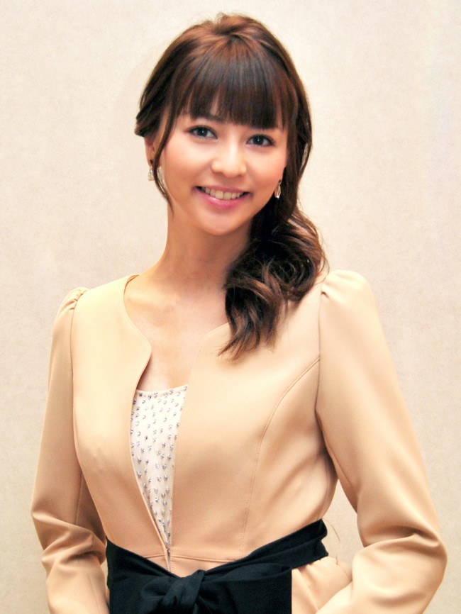 スーツが似合うカッコいい女性タレント 1位は篠原涼子 ほか女刑事役の女優がランクイン 12年3月7日 写真 エンタメ ニュース クランクイン スーツが似合うカッコいい女性タレント 1位は篠原涼子 ほか女刑事役の女優がランクイン 12年3月7日 写真 エンタメ ニュース クランクイン