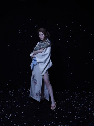 貫禄たっぷり、気の強い遊女・お七役を演じた麻美ゆま