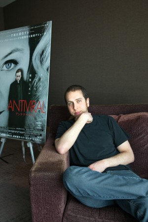 『アンチヴァイラル』ブランドン・クローネンバーグ監督＆主演ケイレブ・ランドリー・ジョーンズインタビュー