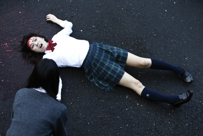 15年ぶり トイレの花子さん メインビジュアル解禁 不気味な少女の姿に戦慄 13年5月23日 写真 映画 ニュース クランクイン
