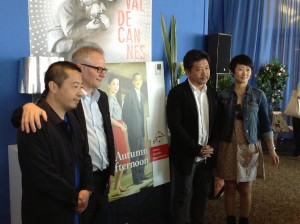 写真左からジャ・ジャンクー、映画祭ディレクターのティエリー・フレモー、是枝裕和監督、女優チャオ・タオ