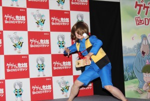 『ゲゲゲの鬼太郎 TVアニメDVDマガジン』の創刊記念イベントに出席したキンタロー。