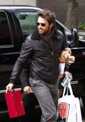 イケメン俳優ヒュー・ジャックマンの手にも