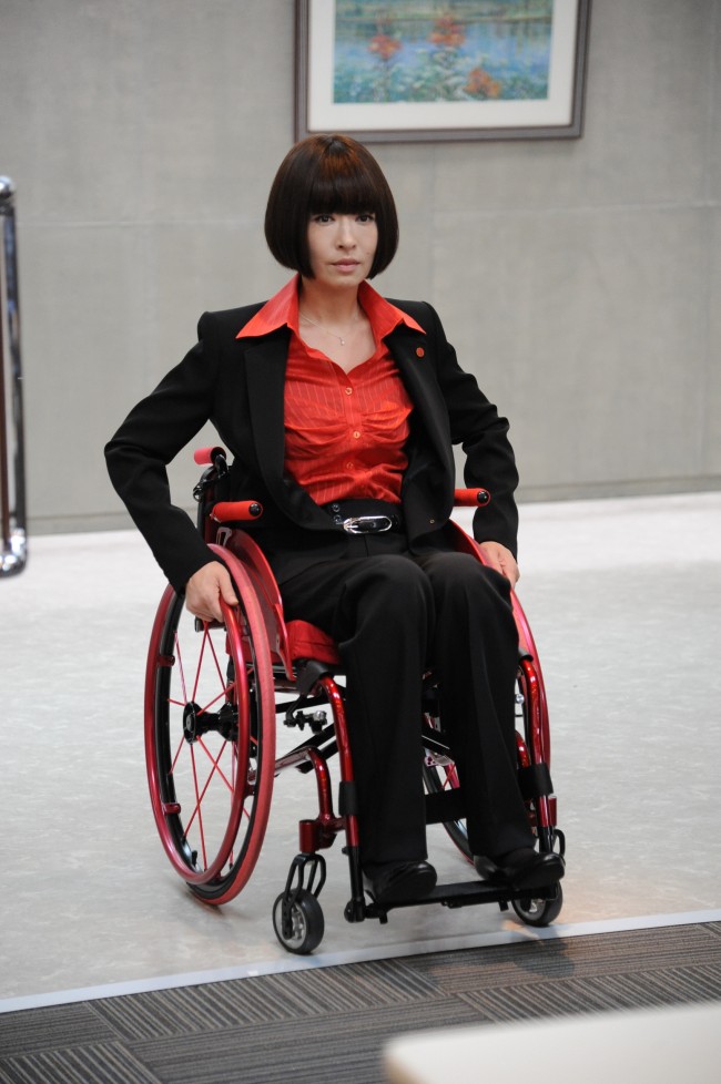 松雪泰子