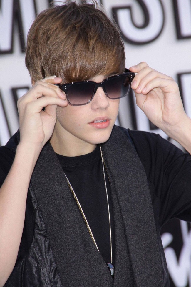 ジャスティン・ビーバー、Justin Bieber