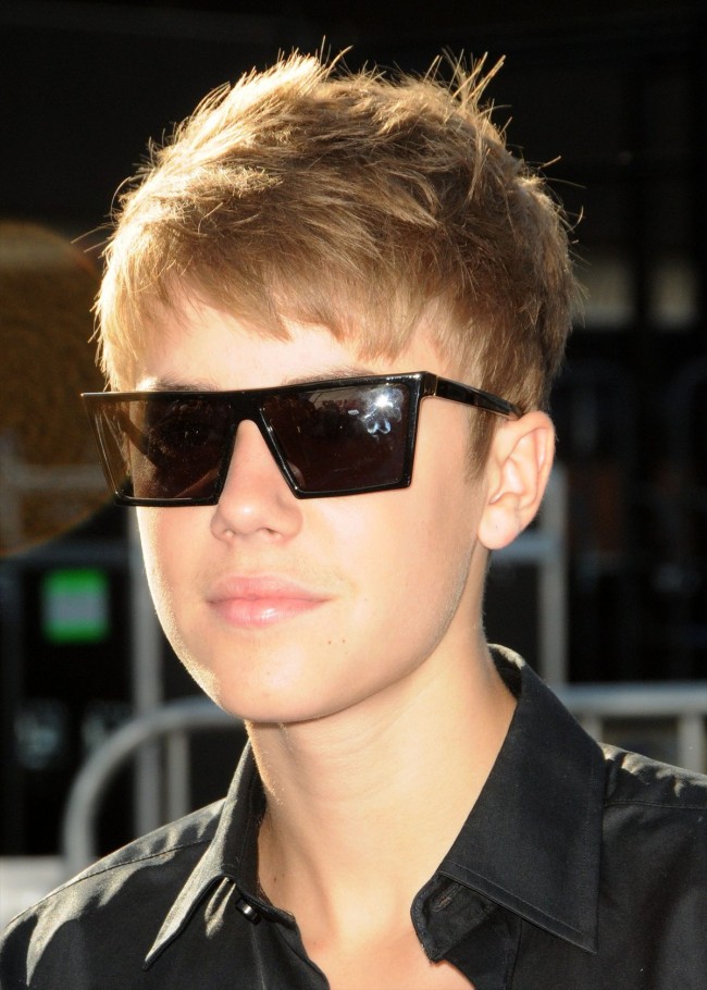 ジャスティン・ビーバー、Justin Bieber