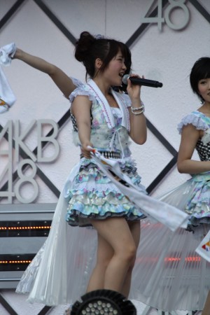 「AKB48　スーパーフェスティバル～日産スタジアム、小（ち）っちぇっ！小（ち）っちゃ くないし!!～」の様子