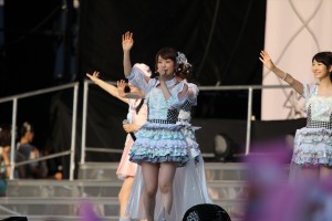 「AKB48　スーパーフェスティバル～日産スタジアム、小（ち）っちぇっ！小（ち）っちゃ くないし!!～」の様子