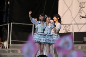 「AKB48　スーパーフェスティバル～日産スタジアム、小（ち）っちぇっ！小（ち）っちゃ くないし!!～」の様子