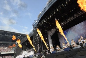 「AKB48　スーパーフェスティバル～日産スタジアム、小（ち）っちぇっ！小（ち）っちゃ くないし!!～」の様子