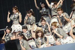 「AKB48　スーパーフェスティバル～日産スタジアム、小（ち）っちぇっ！小（ち）っちゃ くないし!!～」の様子