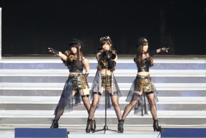 「AKB48　スーパーフェスティバル～日産スタジアム、小（ち）っちぇっ！小（ち）っちゃ くないし!!～」の様子