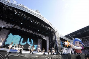 「AKB48　スーパーフェスティバル～日産スタジアム、小（ち）っちぇっ！小（ち）っちゃ くないし!!～」の様子