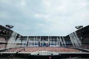 「AKB48　スーパーフェスティバル～日産スタジアム、小（ち）っちぇっ！小（ち）っちゃ くないし!!～」の様子