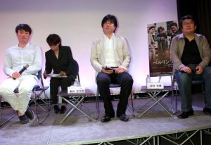 緊迫の朝鮮半島情勢を描いた『ベルリンファイル』公開記念座談会の模様（左からリュ・スンワン監督、黒井文太郎氏、木村元彦氏）