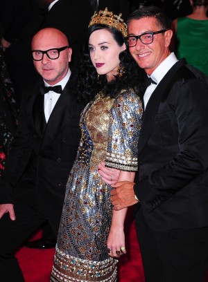 ケイティ・ペリーと一緒のドルチェ＆ガッバーナ