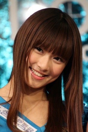 『LOOPER／ルーパー』応援団就任式に登場した、台湾のお天気お姉さんグループ「ウェザーガールズ」