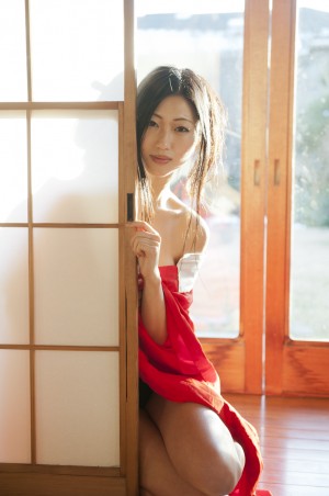 「百人一首」撮り下ろし写真解禁！『壇蜜女学園　業界用語の基礎知識』　Vol.3 ～歯科医・相撲・フィットネスの業界用語～　2013年6月21日発売