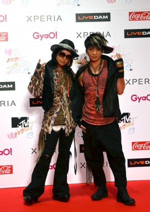 VAMPS、『MTV VIDEO MUSIC AWARDS JAPAN 2013』レッドカーペット