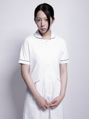 ドラマ『悪霊病棟』主演の夏帆