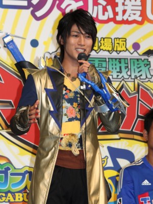 『劇場版　獣電戦隊キョウリュウジャー』×Jリーグ コラボ発表会見