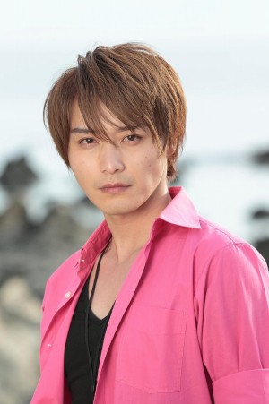 『たべるダケ』に出演する徳山秀典