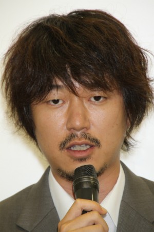 ドラマ『たべるダケ』取材会に出席した、新井浩文