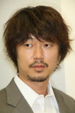 ドラマ『たべるダケ』取材会に出席した、新井浩文